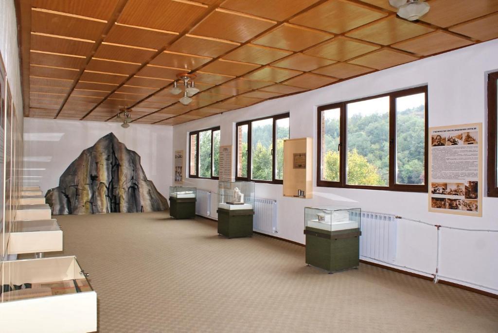Hotel Tourist Center Momina Krepost Veliko Tarnovo Exteriér fotografie